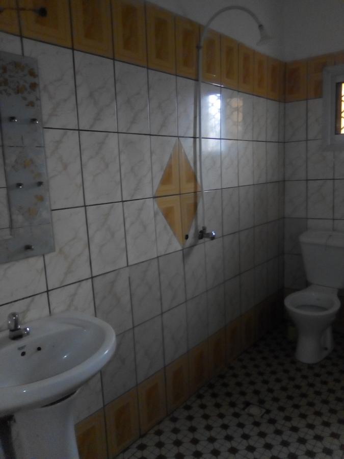 Hotel Kdv Bonabéri Eksteriør billede